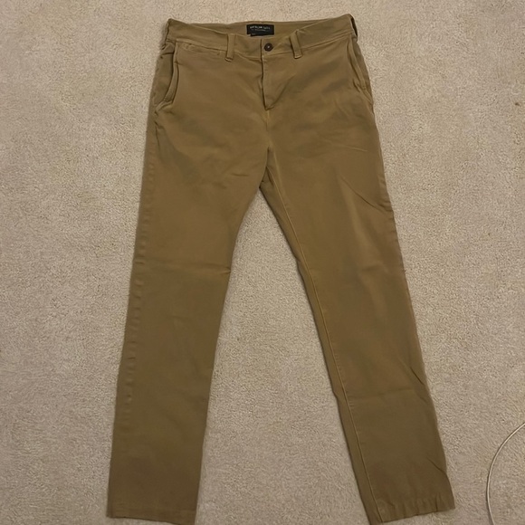 AE Slim 360• Flex Khakis 32x32 - Picture 2 of 5